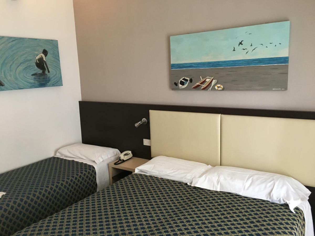 Hotel Rudy Cervia Exterior photo